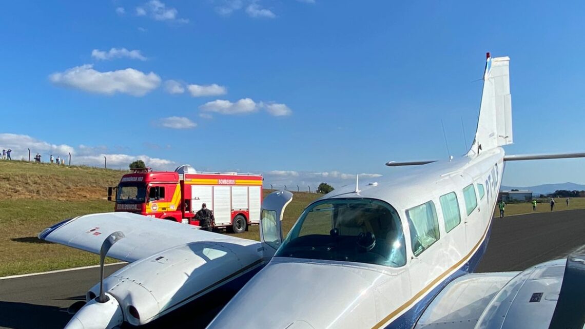 Vídeo: aeronave sofre problemas em SC e piloto faz manobra para evitar incêndio