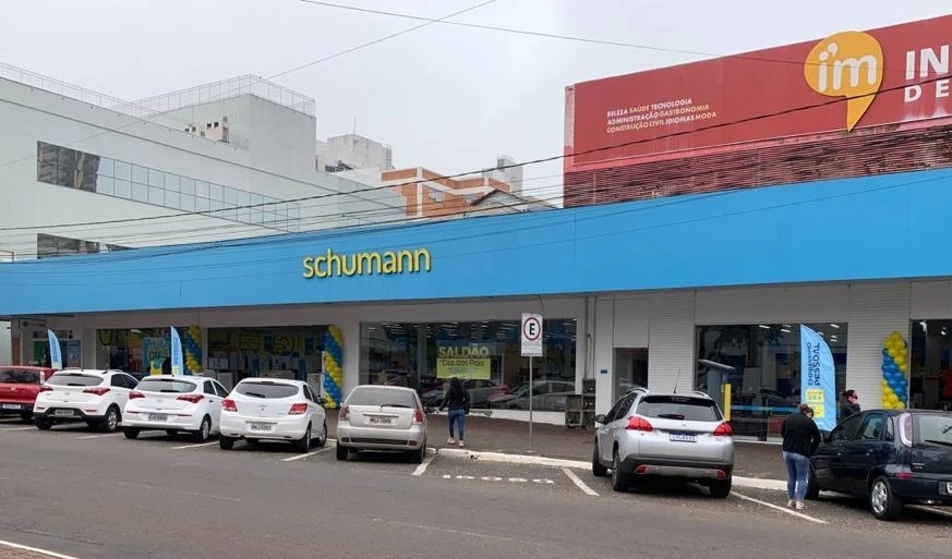 Lojas Schumann anunciam fechamento de 29 lojas devido ao cenário econômico do País