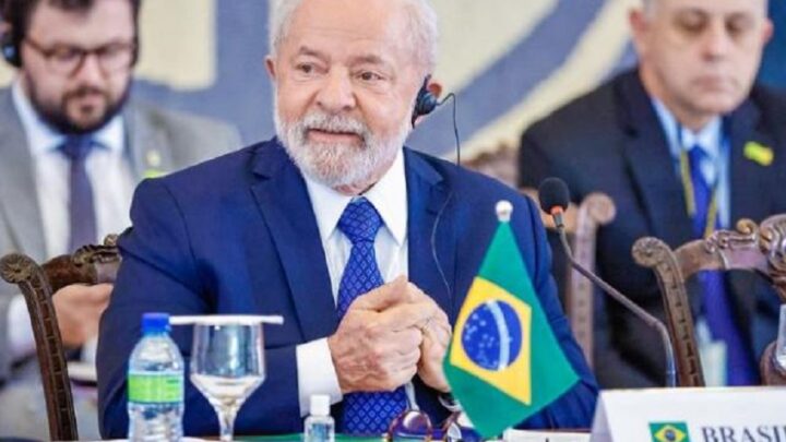 Lula indica ex-ministro do STF para cargo no Mercosul; veja os detalhes