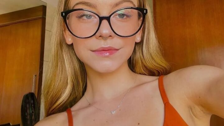 Superbactéria mata universitária de 18 anos em SC: ‘Acne no rosto foi porta de entrada’, diz mãe