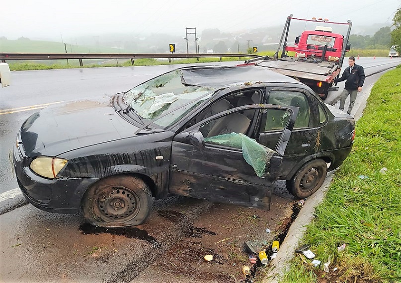 Vídeo: motorista embriagado dirige pelo acostamento da contramão e é preso na BR-282 em Xanxerê