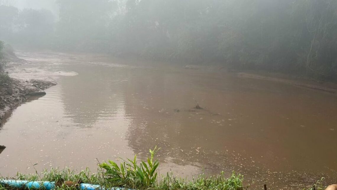 Despejo de dejetos suínos no rio Caçador interrompe abastecimento da Casan em Seara