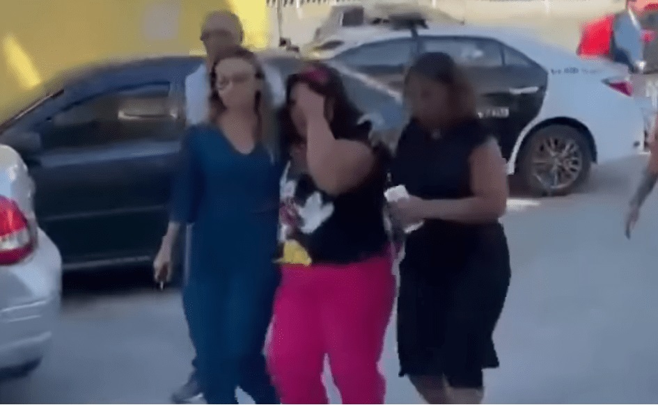 Falsa criança: mulher de 42 anos fingia ter 12 em golpe da “prostituição e bruxaria”