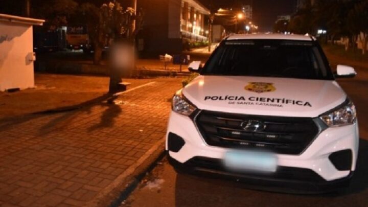 Homem acaba morto após pedir pro ex da mulher religar contador de luz em Chapecó