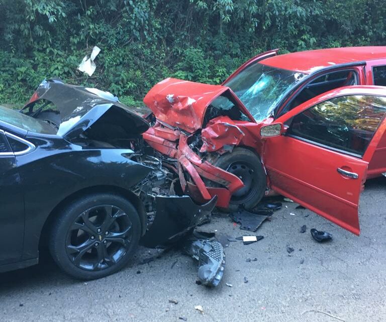 Grave acidente deixa uma mulher morta e cinco feridos em Seara