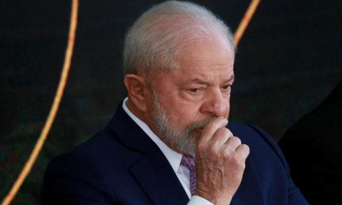 Maioria dos brasileiros considera que gestão de Lula está abaixo do esperado, aponta pesquisa