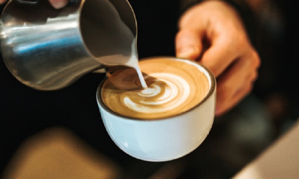 Socorrista do SAMU é suspeita de colocar veneno de rato em café para tentar matar colega de trabalho