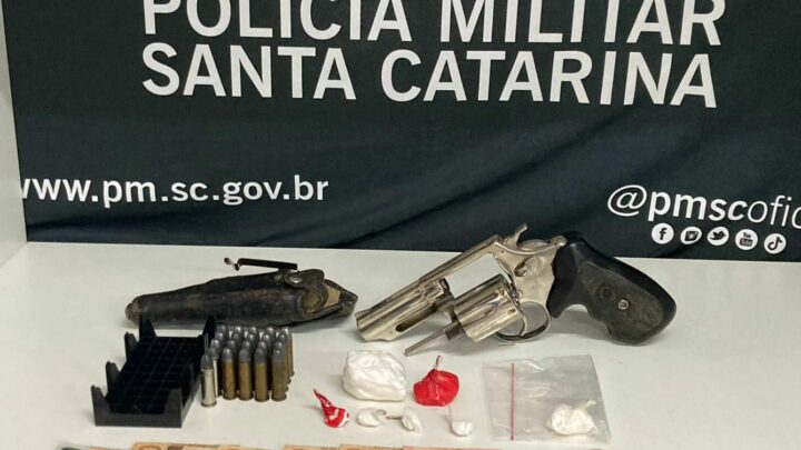 Casal é preso por tráfico de drogas e porte ilegal de arma de fogo no Oeste