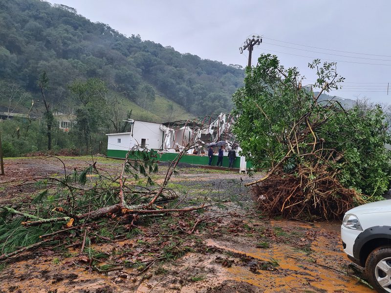 Defesa Civil confirma que microexplosão é o motivo dos estragos em Herval D’Oeste