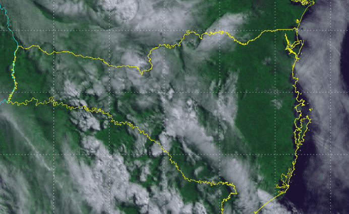 Meteorologista fala sobre ciclone que atinge o Brasil e mudança no tempo