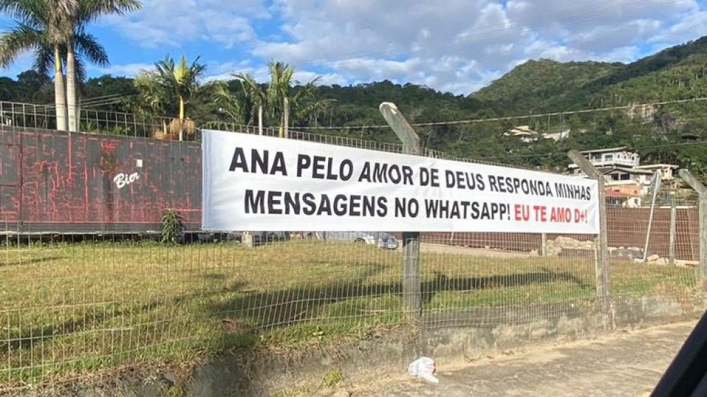 Romeu de SC: declaração de amor à beira da BR-101 viraliza em SC