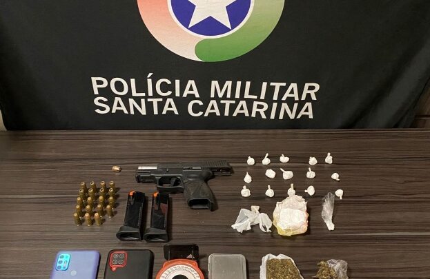 Jovem atira acidentalmente em si mesmo e polícia descobre crime em Maravilha