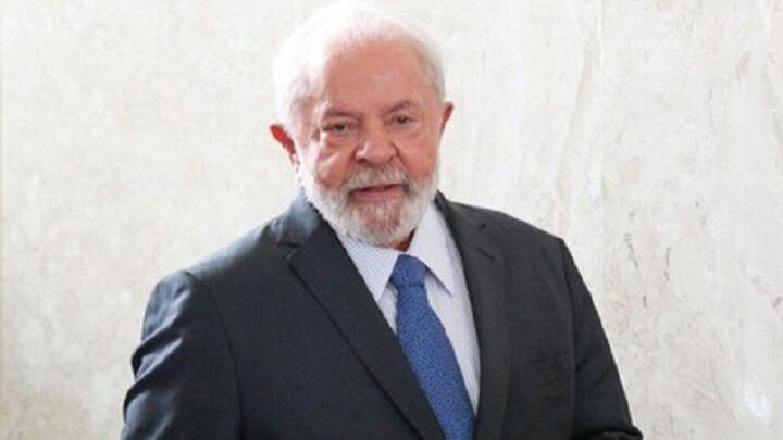 ‘Tiramos uma praga que tinha chegado a esse país’, diz Lula sobre Jair Bolsonaro