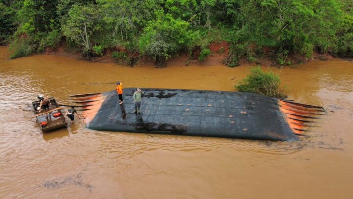 Corpo de Balseiro vítima de naufrágio no Rio Uruguai é encontrado