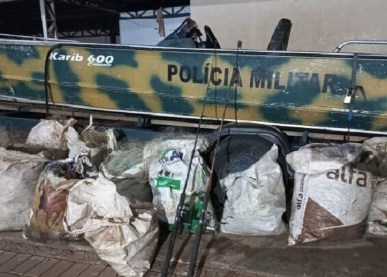 Polícia Ambiental faz grande apreensão de material de pesca no Rio Uruguai