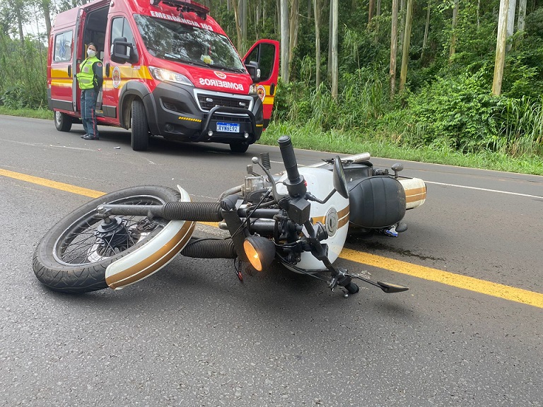 Motociclista morre em acidente de trânsito na BR-282 em Nova Erechim