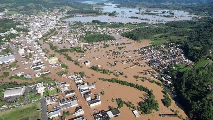 Chuvas em SC: 132 municípios registram ocorrências e 67 decretam estado de emergência