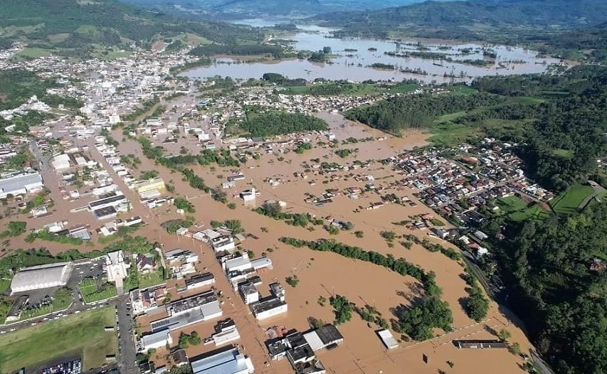 Chuvas em SC: 132 municípios registram ocorrências e 67 decretam estado de emergência