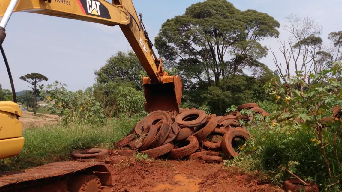 Secretaria de Meio Ambiente recolhe mais de 300 pneus descartados incorretamente em Xanxerê