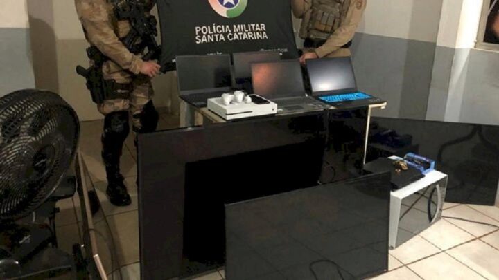 Dois homens são presos por furto em Chapecó