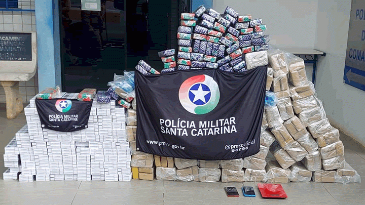 Mais de 200 kg de maconha e cigarros contrabandeados são apreendidos em operação na SC 350
