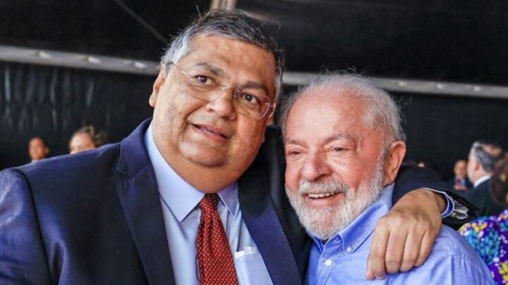 “Um ministro comunista”, diz Lula ao comemorar Flávio Dino no Supremo Tribunal Federal