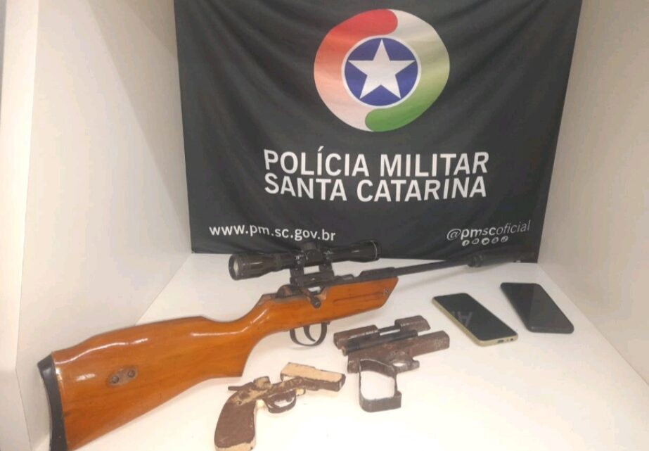 Polícia prende dois irmãos por posse ilegal de arma de fogo em Concórdia