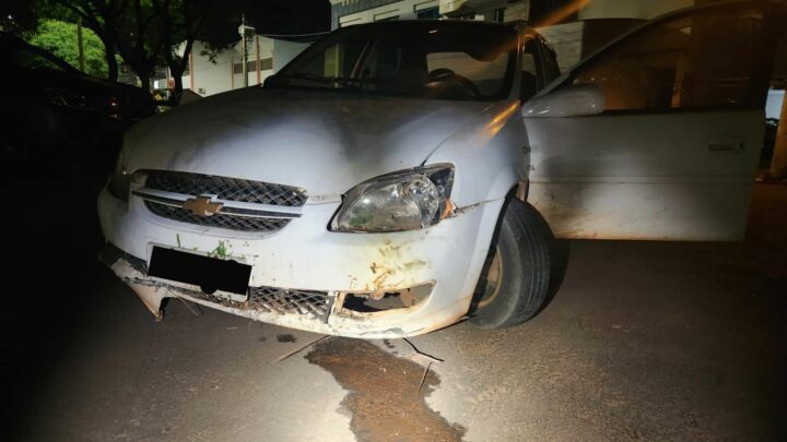 Motorista embriagado é preso após bater em carros estacionados em Chapecó
