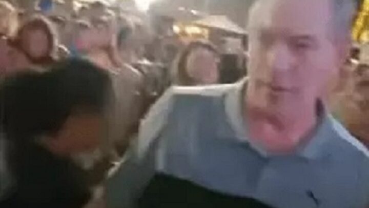 Vídeo: Ciro Gomes dá tapa no rosto de homem após ser chamado de “bandido”