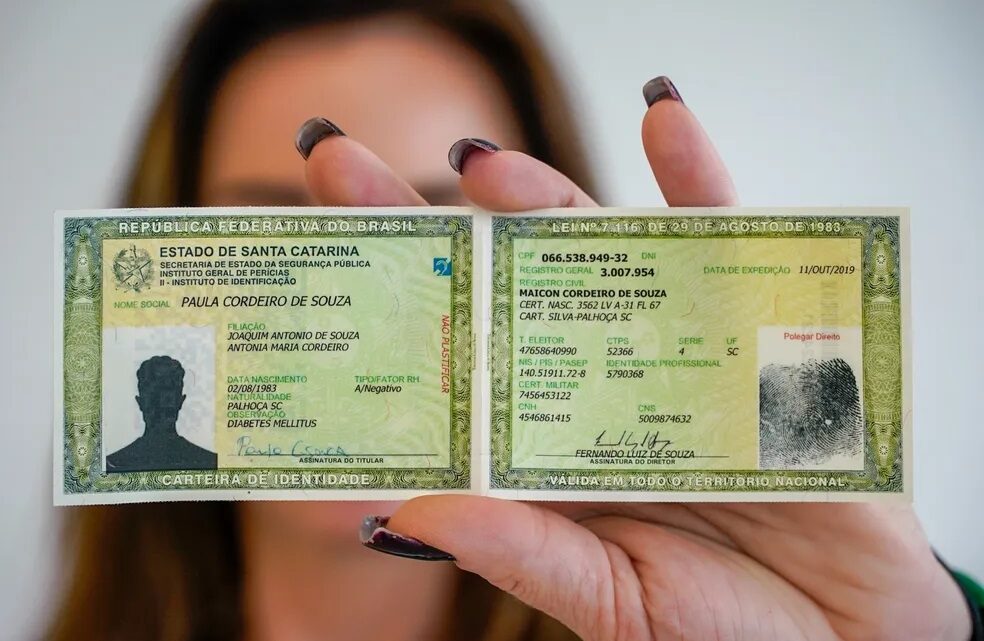 Estados têm até 11 de janeiro para emitir nova carteira de identidade