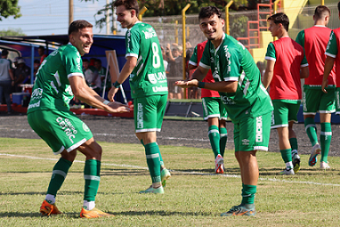 Cacá marca golaço e a Chape conquista mais um ponto na Copinha