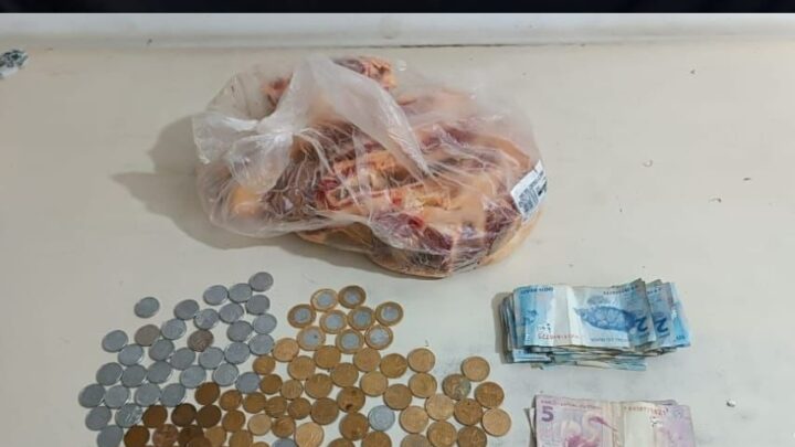 Dupla é presa com dinheiro na cueca após furto em conveniência no Sul de SC