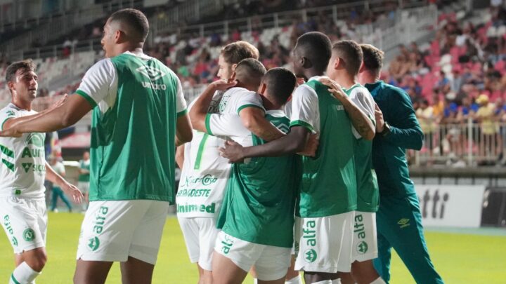 Chapecoense vence Nação por 3 a 1 fora de casa