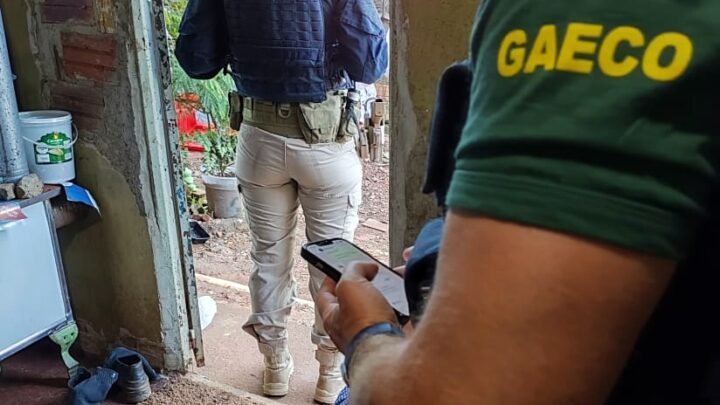 PRF participa de operação do GAECO contra organização criminosa no Oeste de SC