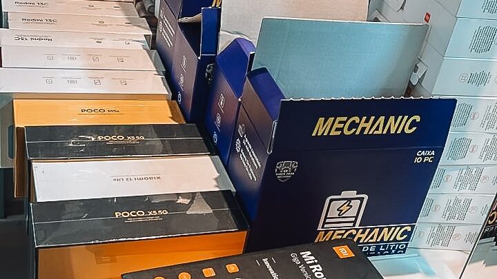 PF e Receita Federal realizam operação para combater o contrabando de aparelhos celulares e acessórios em SC