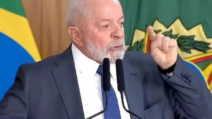 Impeachment de Lula: Mais de 80 deputados assinam pedido; saiba quem