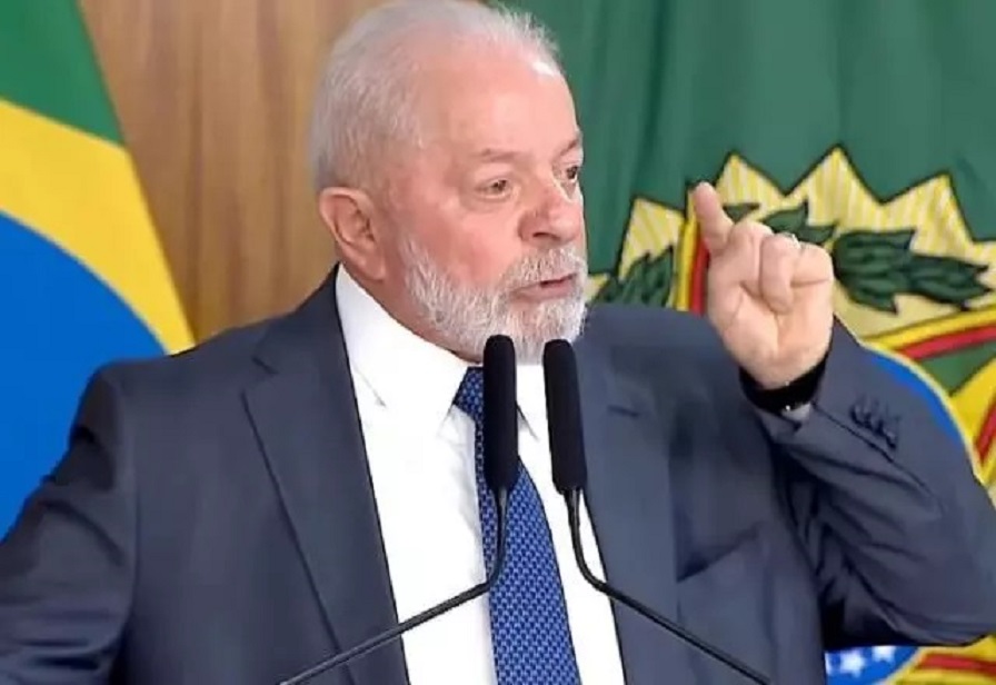 Impeachment de Lula: Mais de 80 deputados assinam pedido; saiba quem