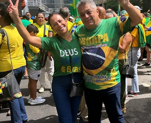 Vídeo: João Rodrigues causa frisson na Paulista com ligação ao vivo de Bolsonaro