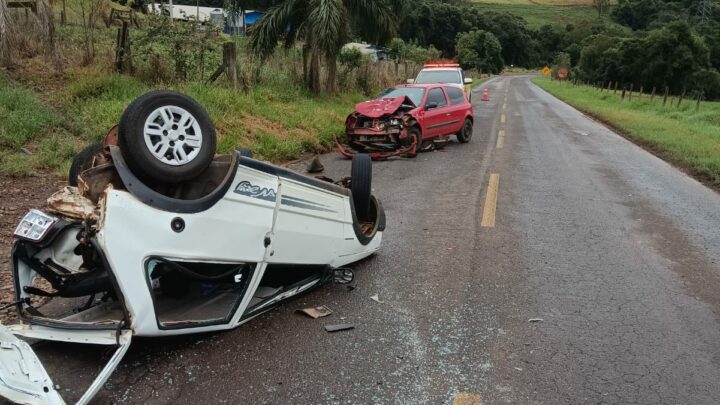 Colisão traseira deixa feridos na SC 155 em Xavantina