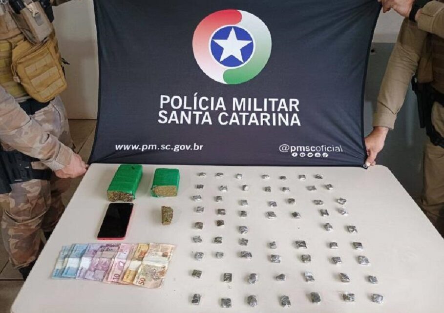Homem é preso por tráfico de drogas no bairro Universitário em Chapecó