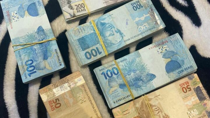 Polícia Federal deflagra operação no combate ao crime de contrabando e lavagem de dinheiro em SC