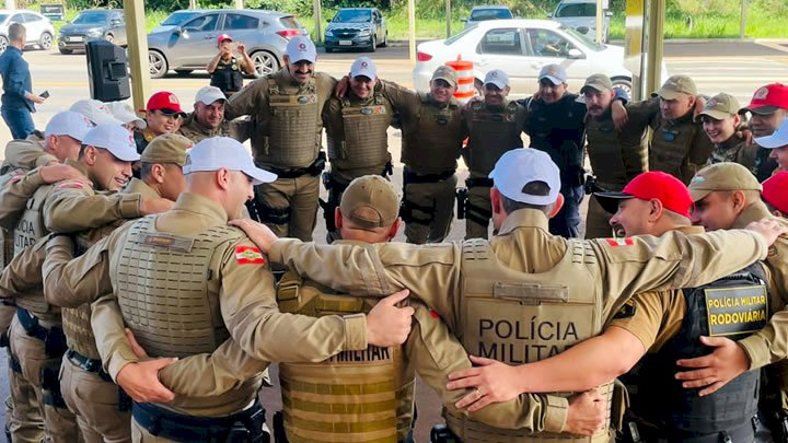 Vinte e três policiais concluem o 13º CEPTR em Chapecó