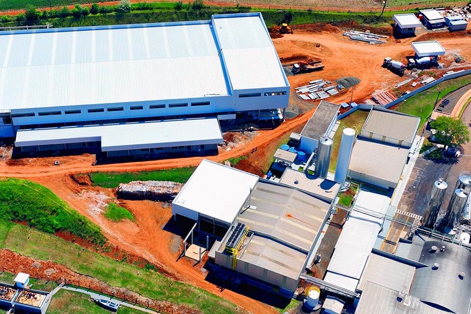 Com investimento milionário, grupo mineiro inaugura fábrica de queijos em Caxambu do Sul no Oeste de SC