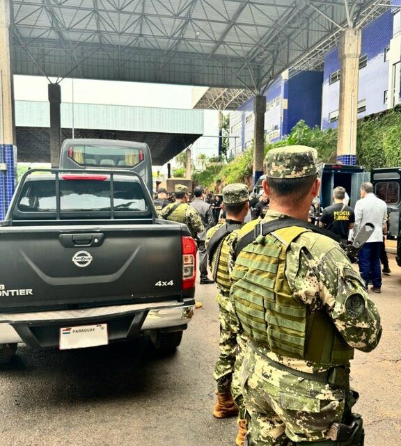 PF realiza prisão de brasileiros expulsos do Paraguai