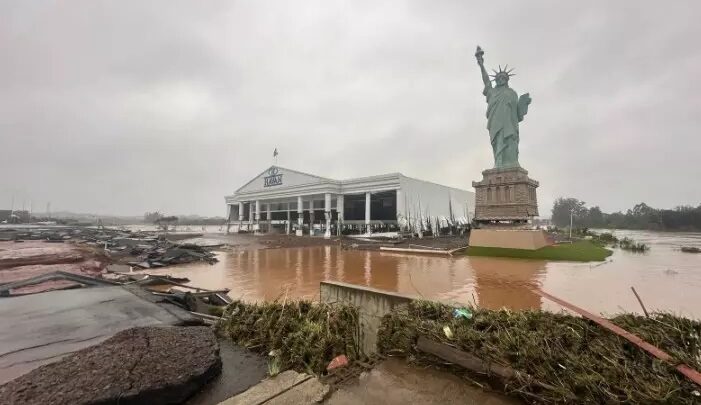 Veja antes e depois de loja da Havan de Lajeado destruída por alagamento