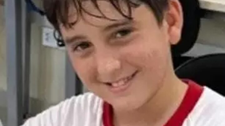 Menino de 11 anos morre atropelado por ônibus em SC