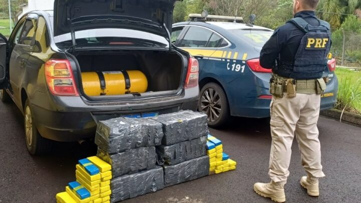 Motorista abandona carro com 150 quilos de maconha em Catanduvas