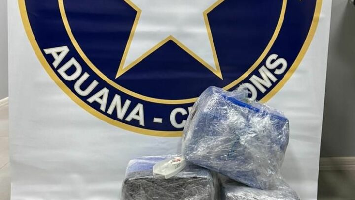 Receita Federal com o apoio da Polícia Federal apreendem 21,9 kg de pasta base de cocaína em transportadora no Oeste de SC