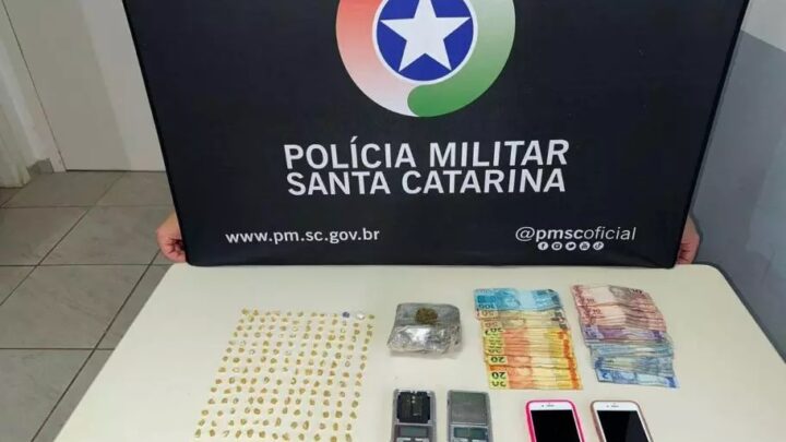 Adolescentes são apreendidos com mais 200 pedras de crack e maconha em Chapecó