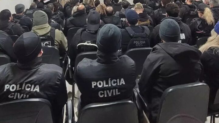 Polícia Civil cumpre 49 mandados de prisão e 44 de busca e apreensão contra organização criminosa em Campos Novos
